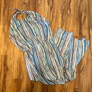 Boutique brand maxi dress with splits down both sides and a keyhole in the back